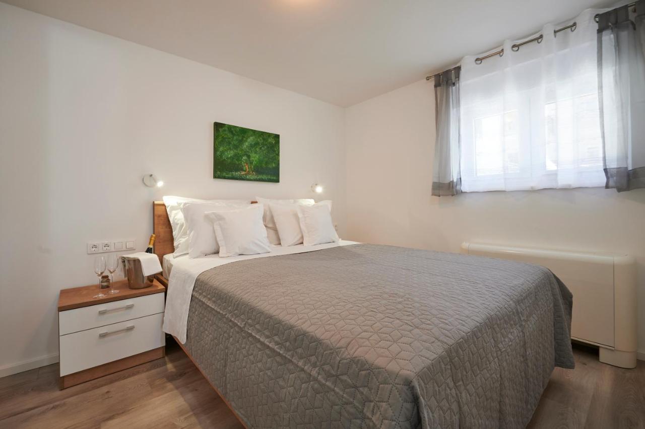 Laurus Trogir