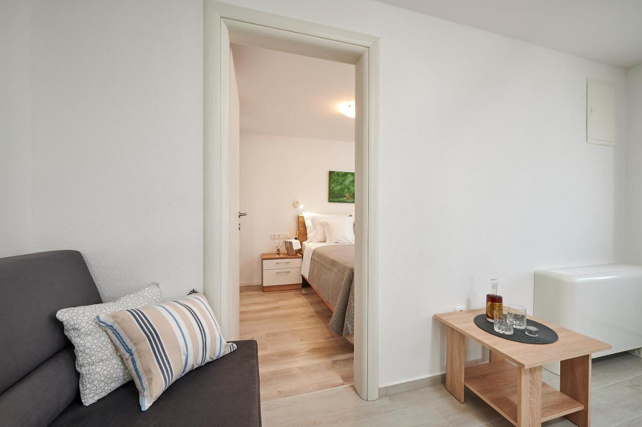 Laurus Trogir